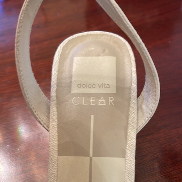 Dolce Vita Maren Ivory Sandal. Brand New! - Picture 4 of 7